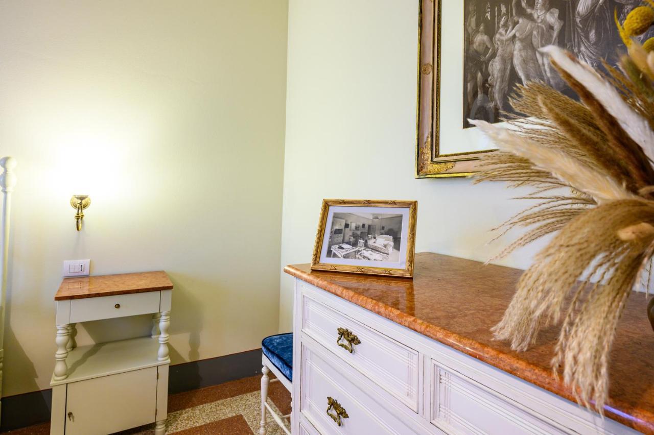 Foresteria Villa Puccini Casa Per Ferie Torre del Lago Puccini Zewnętrze zdjęcie
